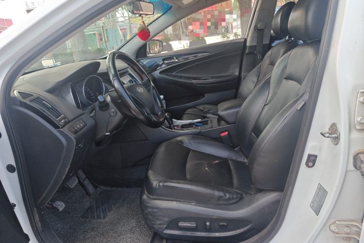 Used Hyundai Sonata 2015 Classic 2.0L Automatic Luxury Edition Left Front Seat