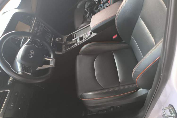Used Hyundai Sonata 2015 1.6T DLX Prestige Model Left Front Seat