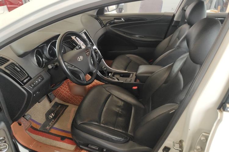 Used Hyundai Sonata 2015 Classic 2.0L Automatic Luxury Edition Left Front Seat