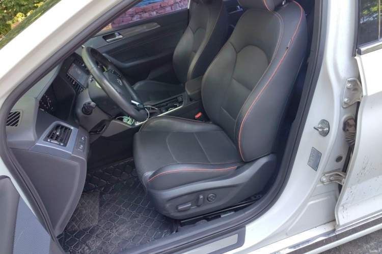 Used Hyundai Sonata 2015 1.6T GLS Smart Model Left Front Seat