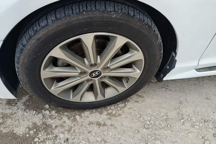 Used Hyundai Sonata 2015 1.6T GLS Smart Model Left Front Wheel Hub