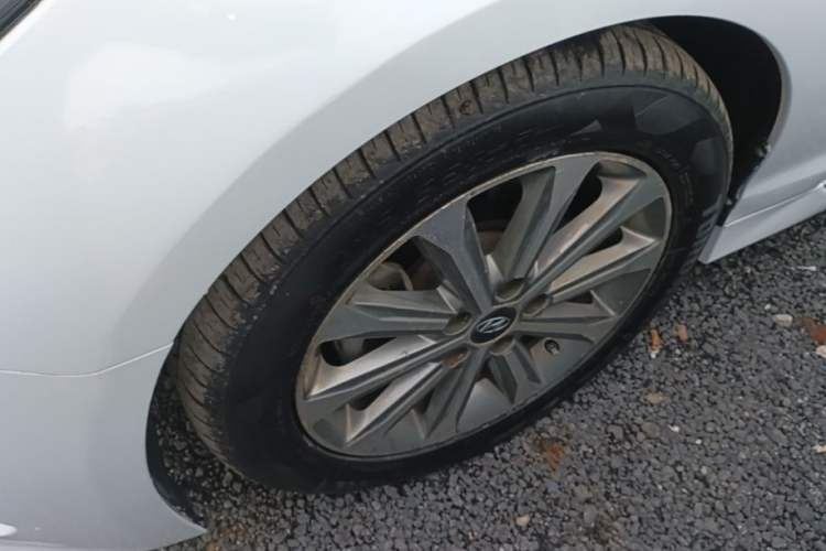 Used Hyundai Sonata 2015 1.6T GLS Smart Model Left Front Wheel Hub