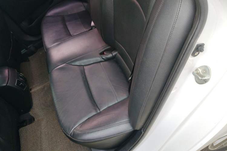 Used Hyundai Sonata 2015 Classic 2.0L Automatic Luxury Edition Left Rear Seat