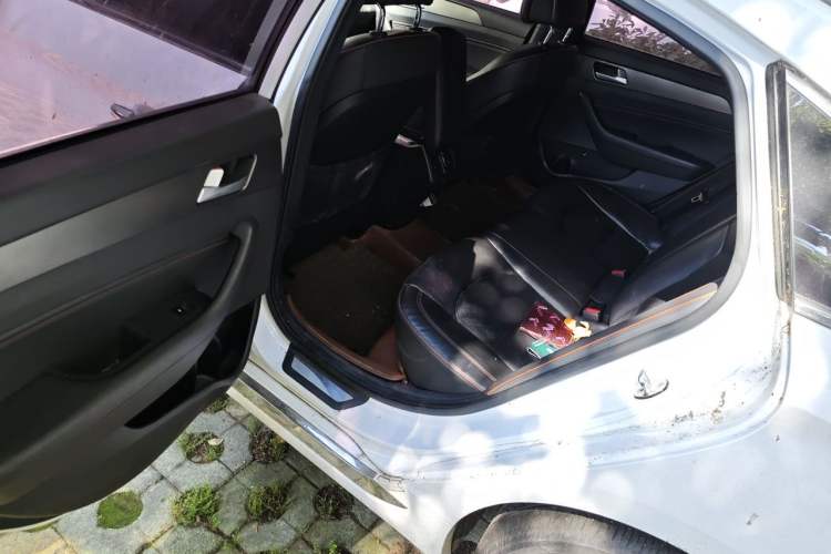 Used Hyundai Sonata 2015 1.6T GLX Advanced Model Left Rear Seat