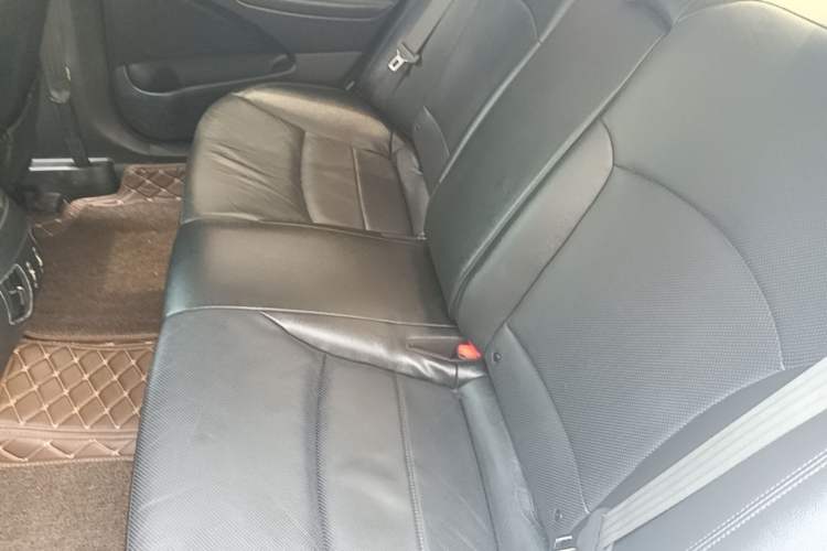 Used Hyundai Sonata 2015 Classic 2.0L Automatic Luxury Edition Left Rear Seat