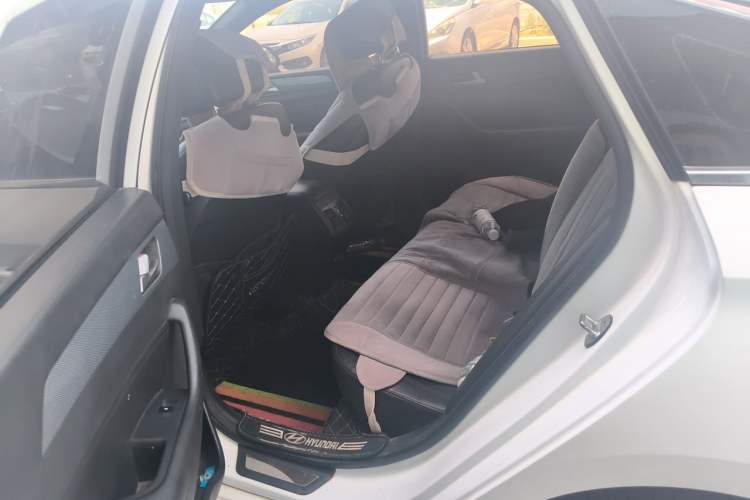 Used Hyundai Sonata 2015 1.6T GS Fashion Edition Left Rear Seat