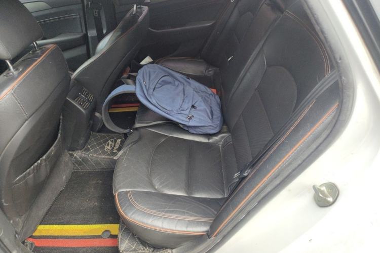 Used Hyundai Sonata 2015 1.6T DLX Prestige Model Left Rear Seat