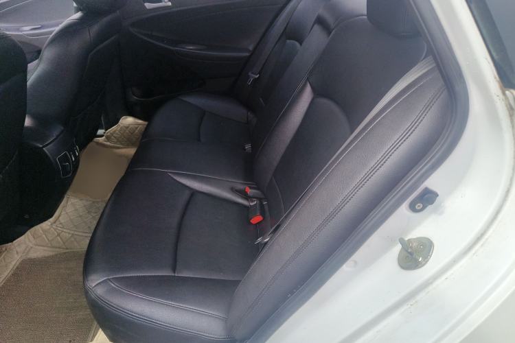 Used Hyundai Sonata 2015 Classic 2.0L Automatic Luxury Edition Left Rear Seat