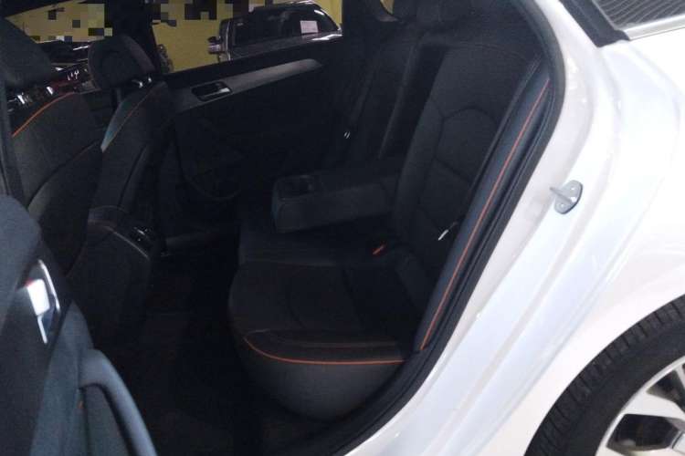 Used Hyundai Sonata 2015 1.6T DLX Prestige Model Left Rear Seat