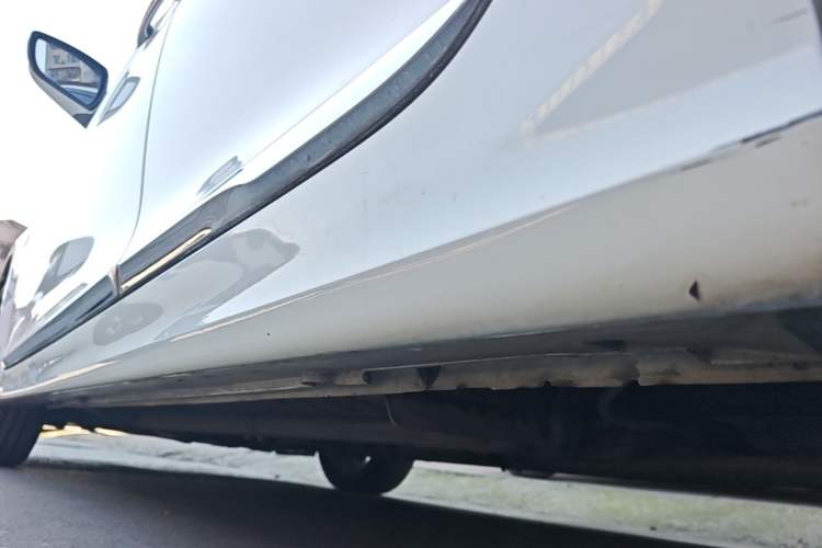 Used Hyundai Sonata 2015 Classic 2.4L Automatic Leading Edition China V Standard Left Side Sill