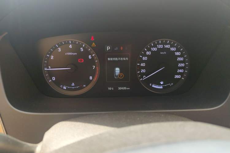 Used Hyundai Sonata 2015 1.6T GLX Advanced Model Odometer Close Up