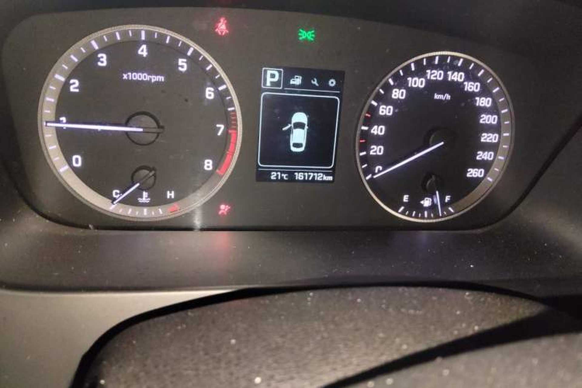 Used Hyundai Sonata 2015 1.6T GLS Smart Model Odometer Close Up