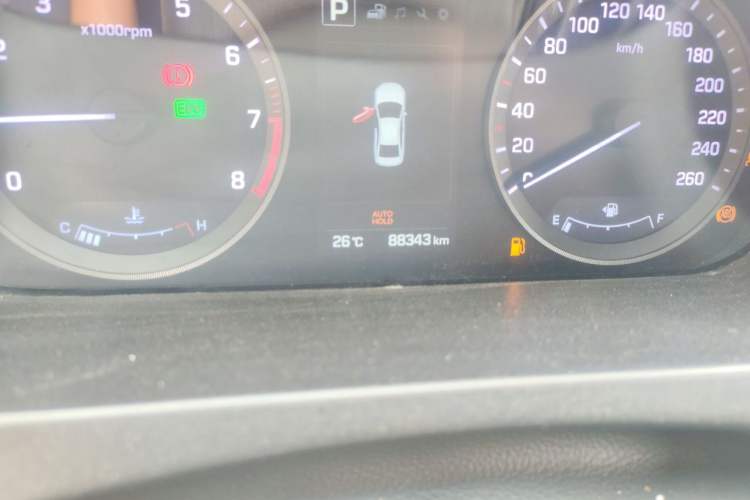 Used Hyundai Sonata 2015 1.6T GLX Advanced Model Odometer Close Up