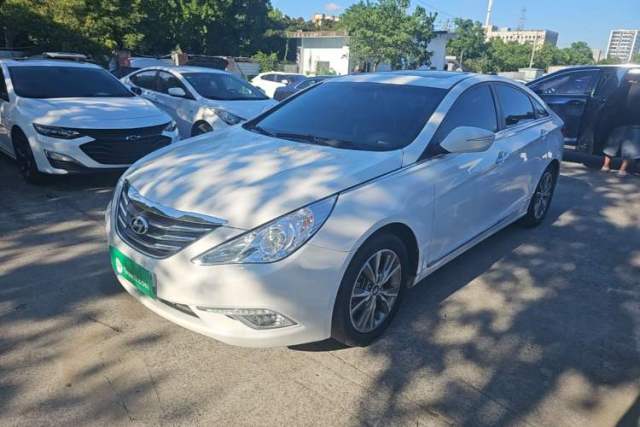 Used Hyundai Sonata 2015 Classic 2.0L Automatic Luxury Edition