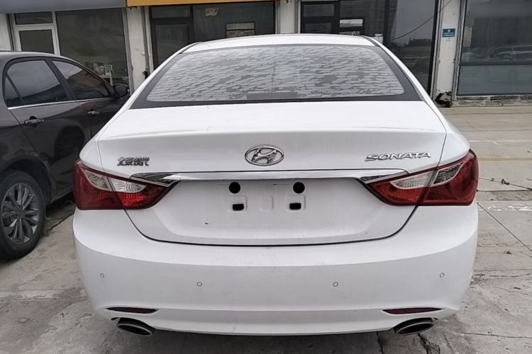 Used Hyundai Sonata 2015 Classic 2.0L Automatic Luxury Edition Rear