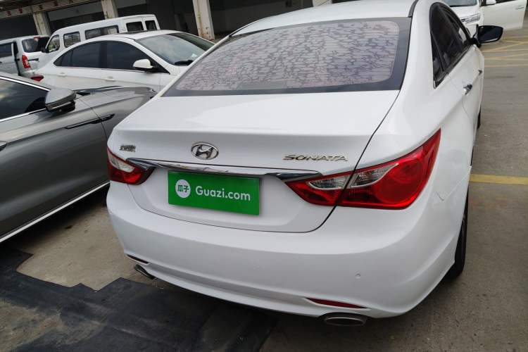 Used Hyundai Sonata 2015 Classic 2.0L Automatic Luxury Edition Rear