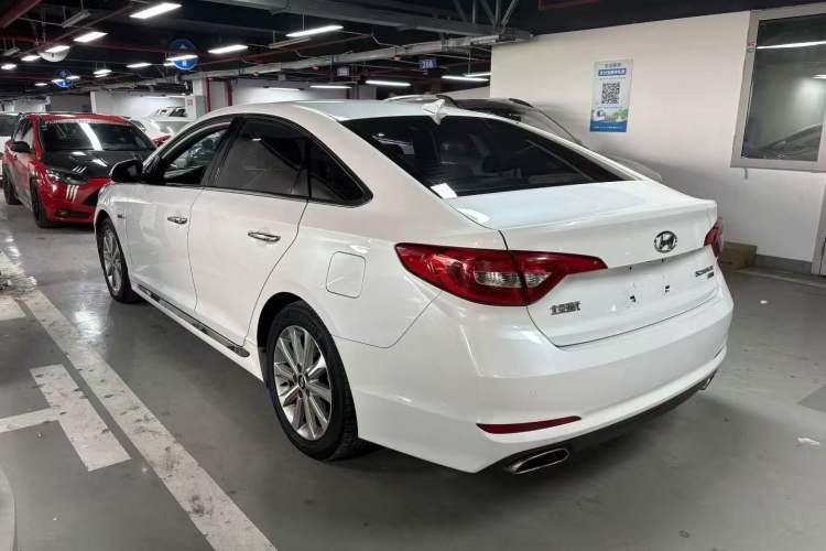 Used Hyundai Sonata 2015 1.6T GLS Smart Model Rear Left 45 Deg