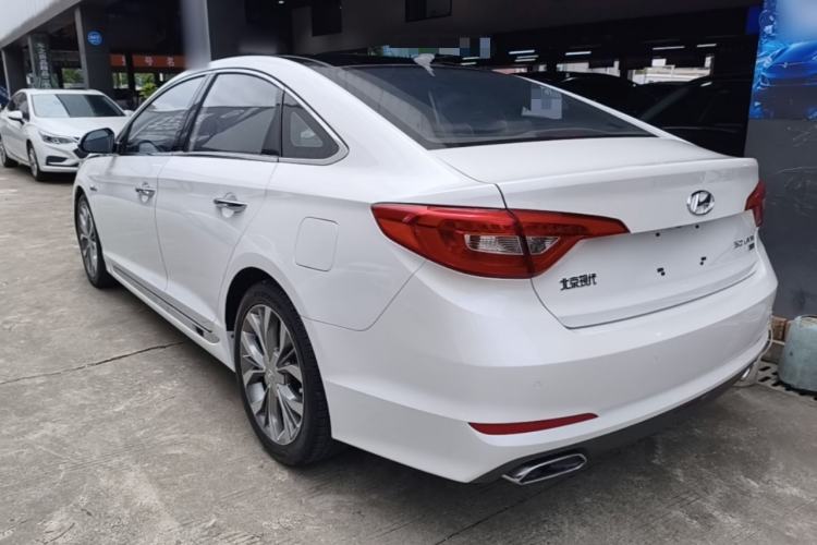 Used Hyundai Sonata 2015 1.6T GLX Advanced Model Rear Left 45 Deg