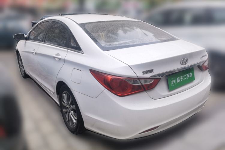 Used Hyundai Sonata 2015 Classic 2.0L Automatic Leading Edition Rear Left 45 Deg
