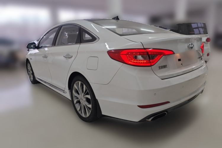 Used Hyundai Sonata 2015 1.6T GLX Advanced Model Rear Left 45 Deg