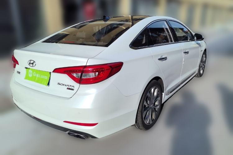 Used Hyundai Sonata 2015 1.6T GLX Advanced Model Rear Right 45 Deg
