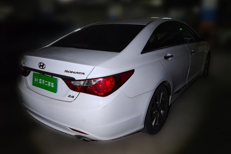Used Hyundai Sonata 2015 Classic 2.4L Automatic Leading Edition China IV Standard Rear Right 45 Deg