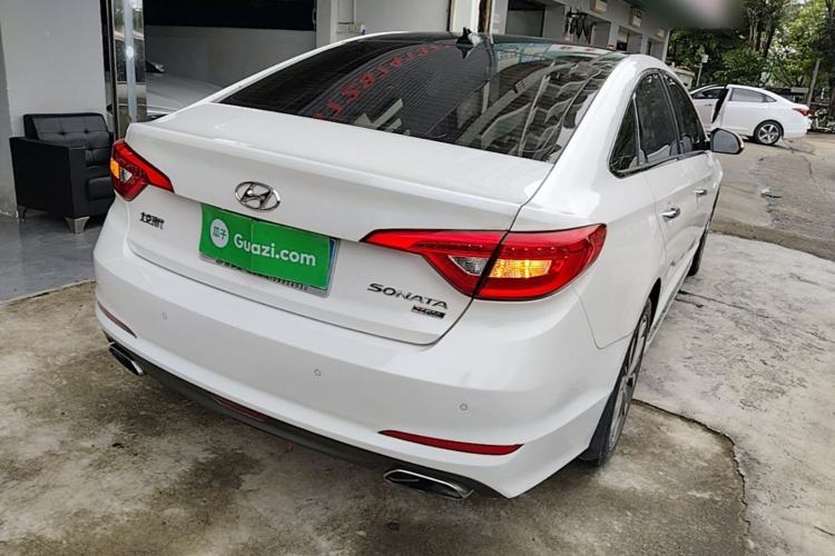 Used Hyundai Sonata 2015 1.6T GLX Advanced Model Rear Right 45 Deg
