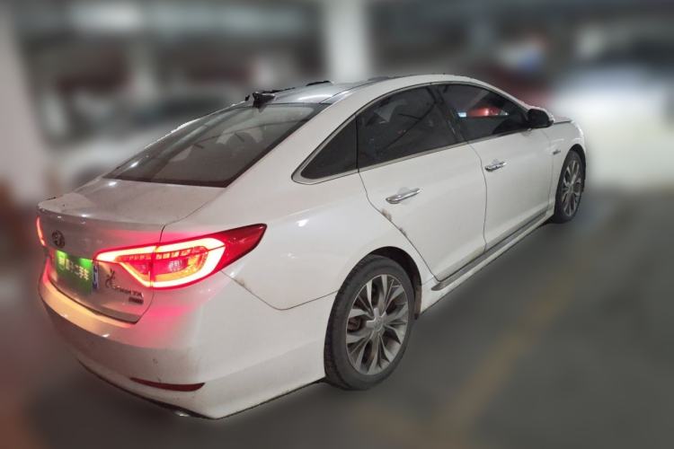 Used Hyundai Sonata 2015 1.6T DLX Prestige Model Rear Right 45 Deg