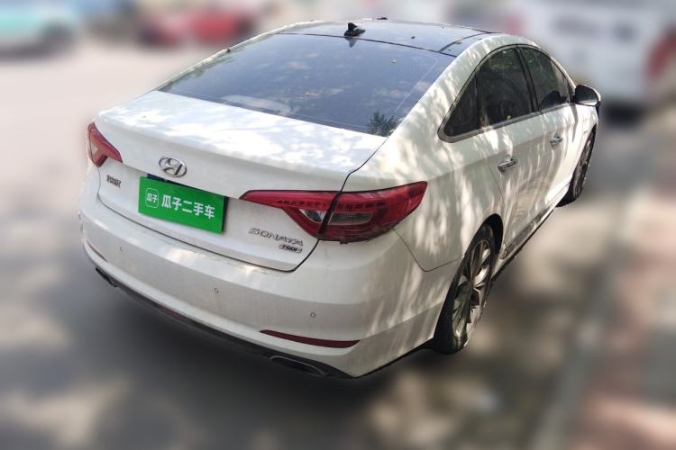 Used Hyundai Sonata 2015 1.6T DLX Prestige Model Rear Right 45 Deg