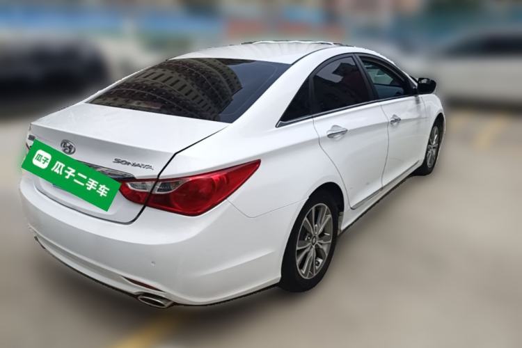 Used Hyundai Sonata 2015 Classic 2.0L Automatic Luxury Edition Rear Right 45 Deg