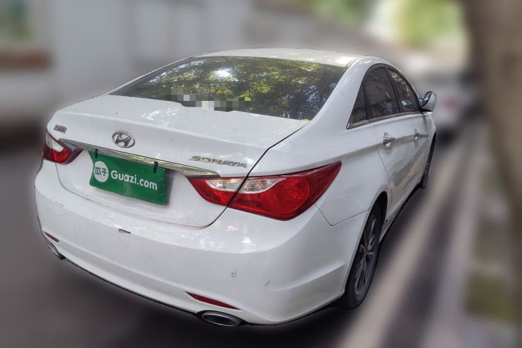 Used Hyundai Sonata 2015 Classic 2.0L Automatic Luxury Edition Rear Right 45 Deg