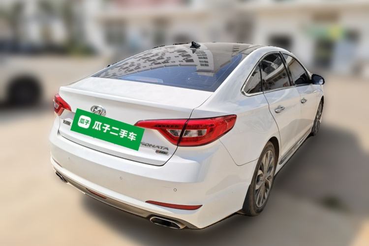 Used Hyundai Sonata 2015 1.6T GLX Advanced Model Rear Right 45 Deg
