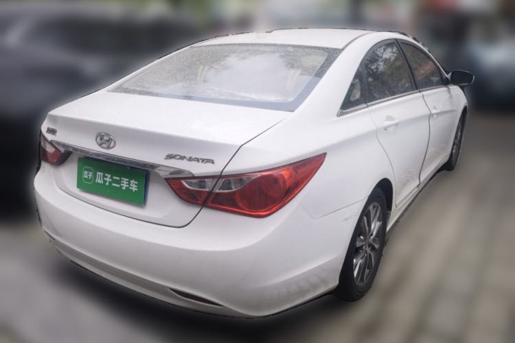 Used Hyundai Sonata 2015 Classic 2.0L Automatic Leading Edition Rear Right 45 Deg