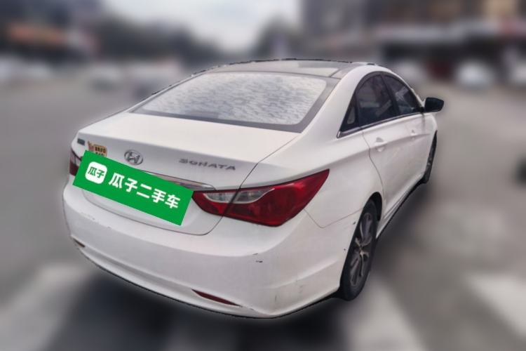 Used Hyundai Sonata 2015 Classic 2.0L Automatic Luxury Edition Rear Right 45 Deg