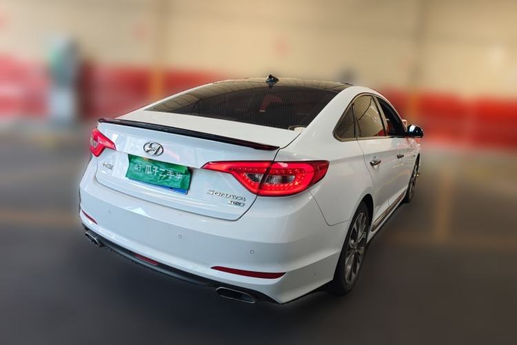 Used Hyundai Sonata 2015 1.6T DLX Prestige Model Rear Right 45 Deg
