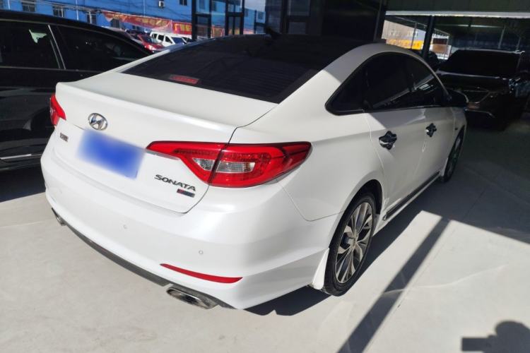 Used Hyundai Sonata 2015 1.6T GLX Advanced Model Rear Right 45 Deg