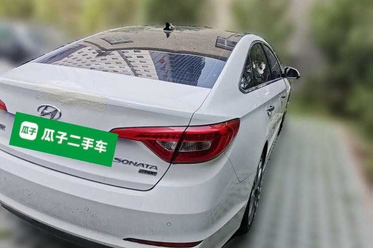 Used Hyundai Sonata 2015 1.6T DLX Prestige Model Rear Right 45 Deg