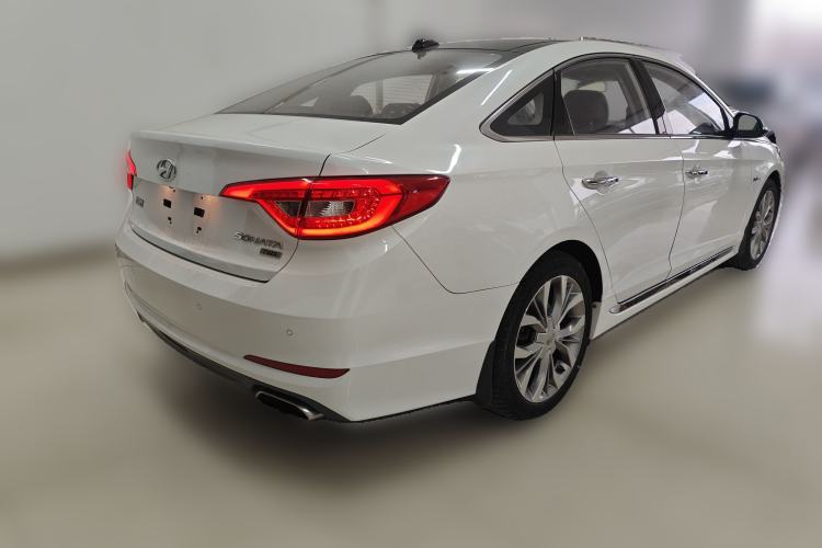 Used Hyundai Sonata 2015 1.6T GLX Advanced Model Rear Right 45 Deg