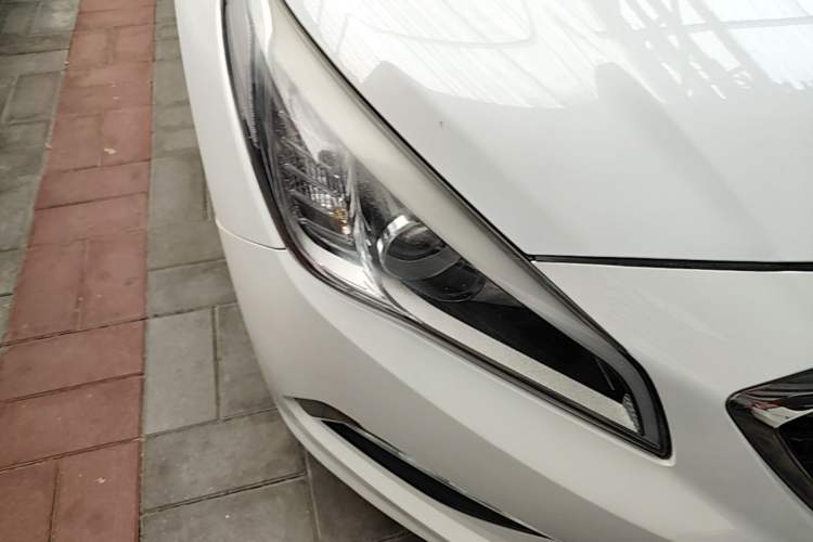 Used Hyundai Sonata 2015 1.6T GX Comfort Model Right Front Headlight
