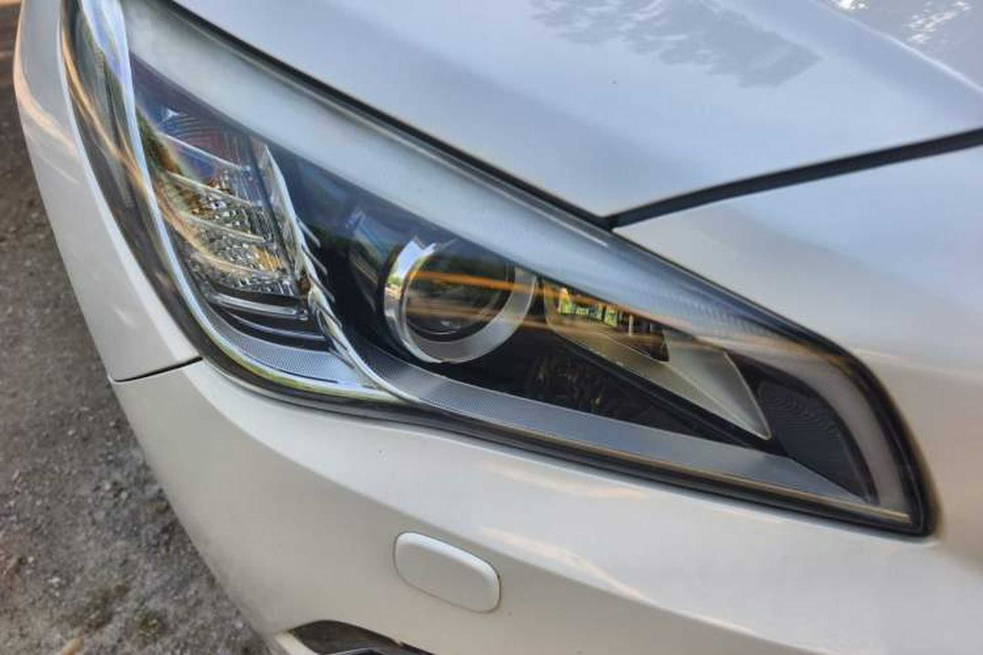 Used Hyundai Sonata 2015 1.6T DLX Prestige Model Right Front Headlight