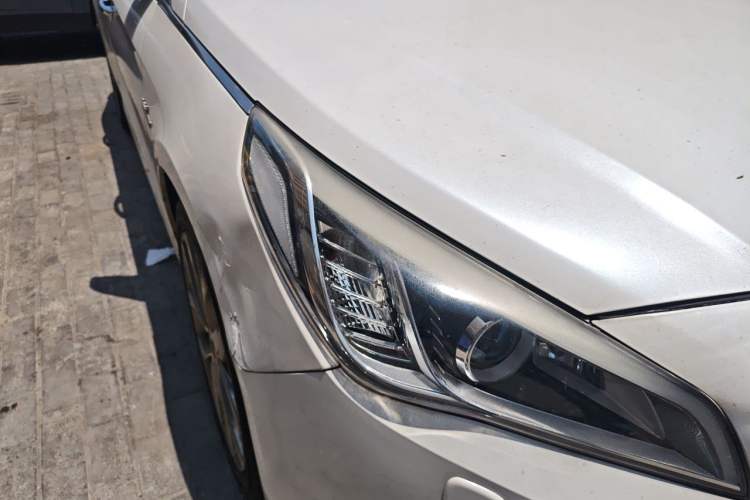 Used Hyundai Sonata 2015 1.6T DLX Prestige Model Right Front Headlight