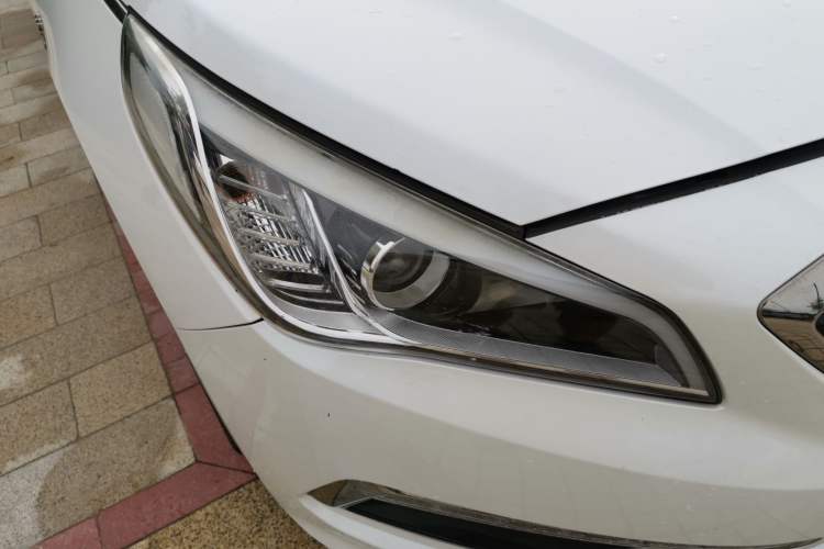 Used Hyundai Sonata 2015 1.6T GLX Advanced Model Right Front Headlight