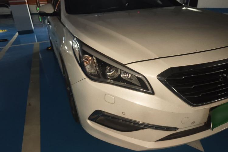 Used Hyundai Sonata 2015 1.6T DLX Prestige Model Right Front Headlight
