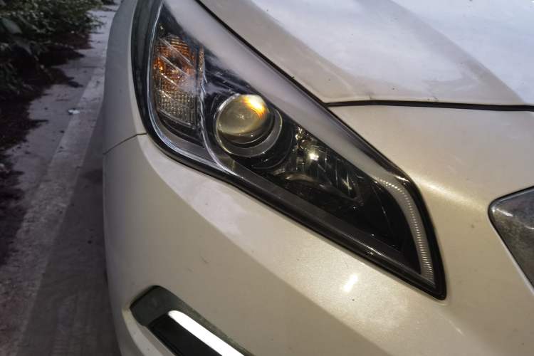 Used Hyundai Sonata 2015 1.6T GLS Smart Model Right Front Headlight