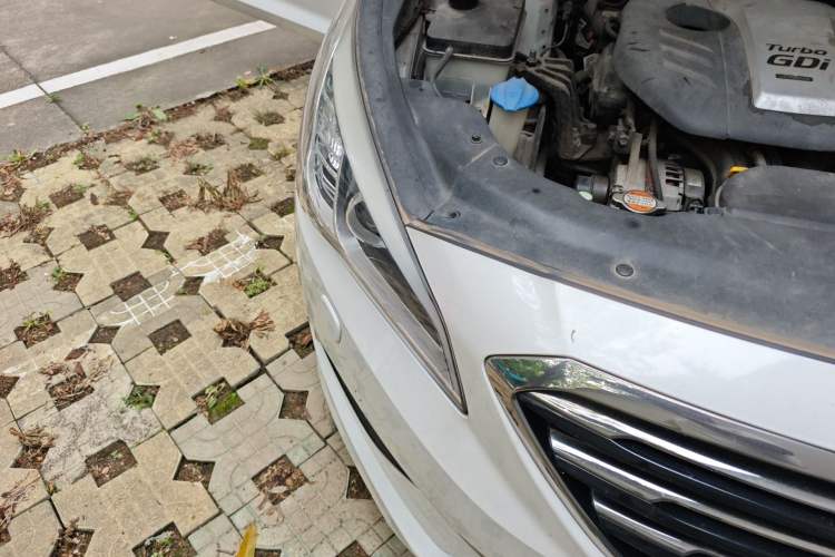 Used Hyundai Sonata 2015 1.6T DLX Prestige Model Right Front Headlight