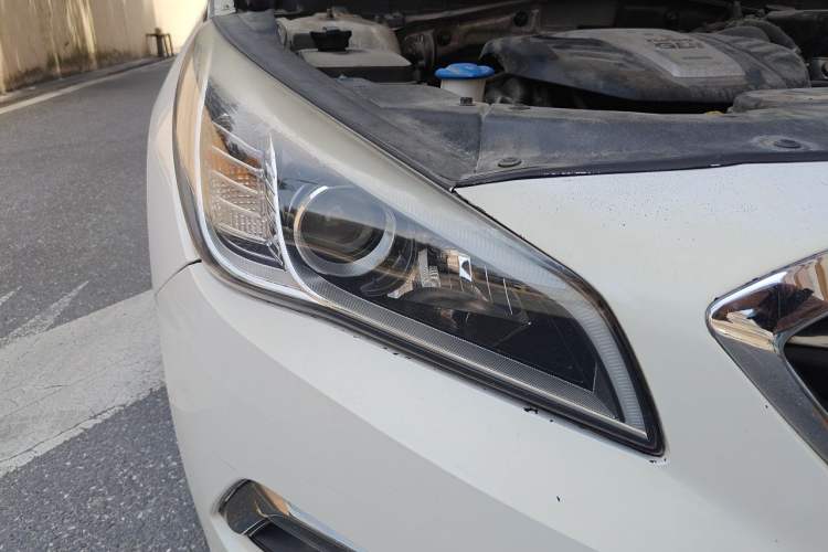 Used Hyundai Sonata 2015 1.6T GLX Advanced Model Right Front Headlight