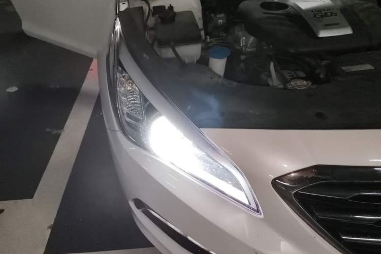 Used Hyundai Sonata 2015 1.6T GLS Smart Model Right Front Headlight