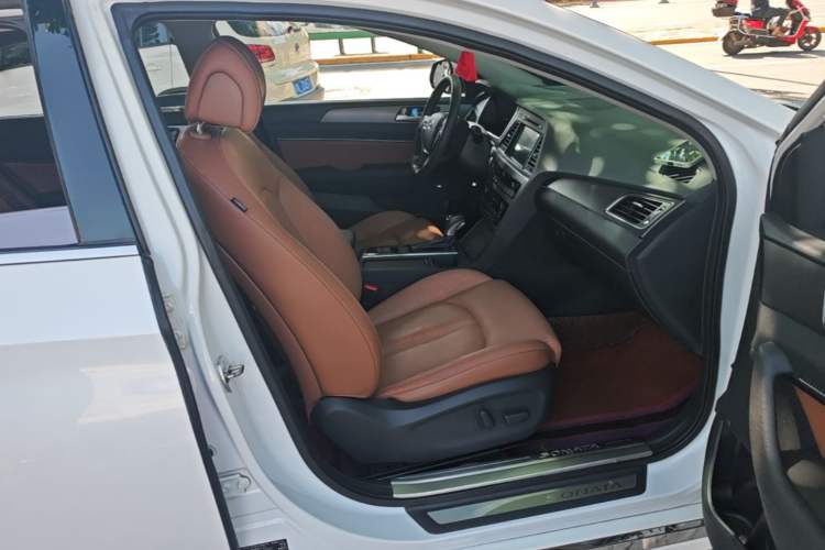 Used Hyundai Sonata 2015 2.4L TOP Flagship Edition Right Front Seat