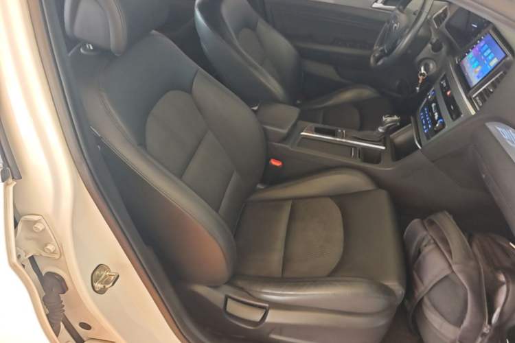 Used Hyundai Sonata 2015 1.6T GS Fashion Edition Right Front Seat