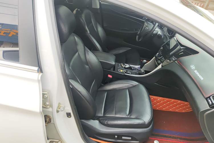 Used Hyundai Sonata 2015 Classic 2.4L Automatic Leading Edition China IV Standard Right Front Seat